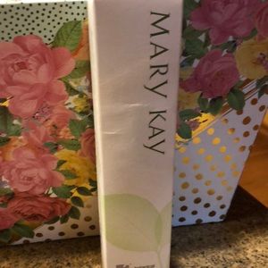 Mary Kay botanical effects freshen 3